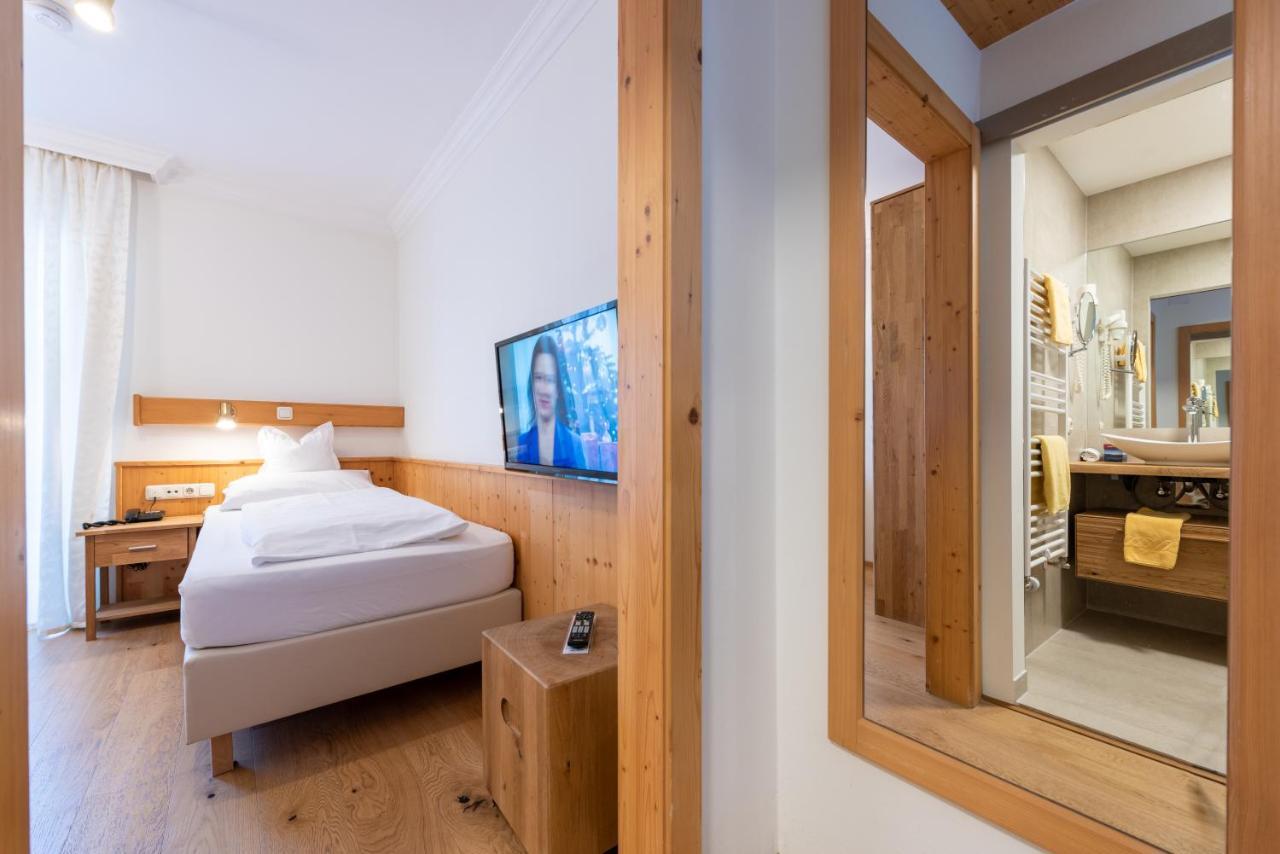 Hotel & Restaurant Ragginger Attersee 널스돌프앰아테시 외부 사진
